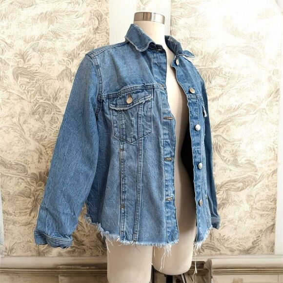H&M Divided Medium Wash Distressed Jean Denim Jacket Coat Cropped L - Picture 2 of 7
